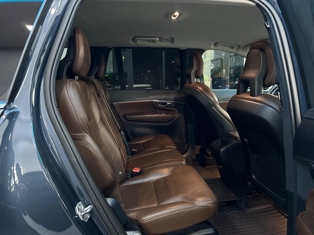 Volvo XC 90 XC90 B5 (d) AWD Geartronic R-design