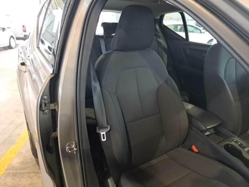 VOLVO XC40 T5 Plug-in Hybrid auto Recharge Inscription Expression