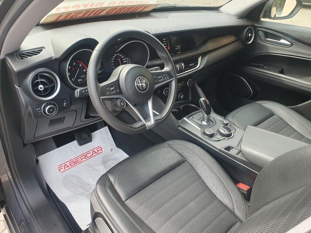 Alfa Romeo Stelvio 2.2 Turbodiesel 190 CV AT8 Q4 Executive Pompa olio nuova