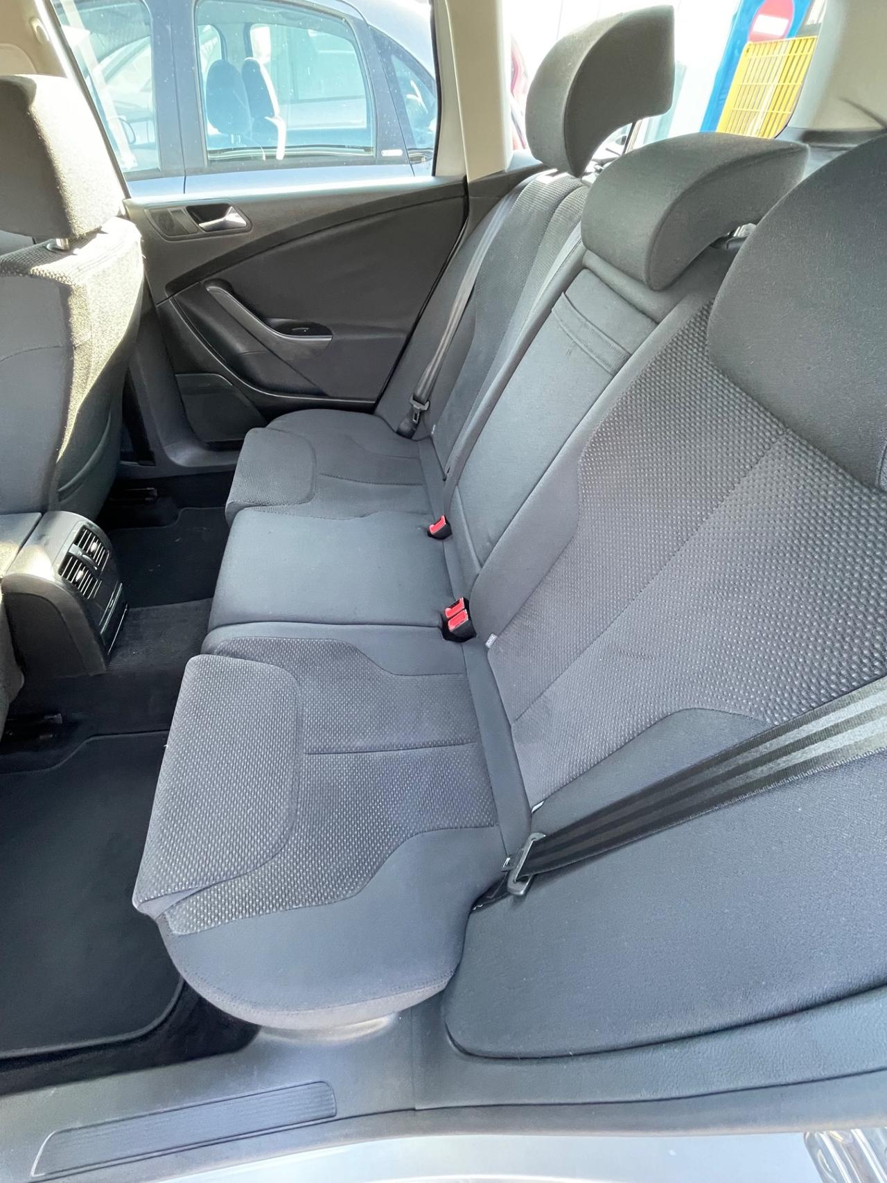 Volkswagen Passat 2.0 16V FSI Comfortline