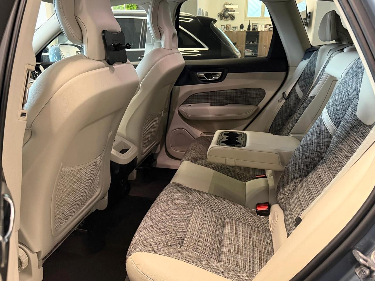 VOLVO XC60 2.0 D 190CV NAVI CAM LED XENO CRUIS 2018