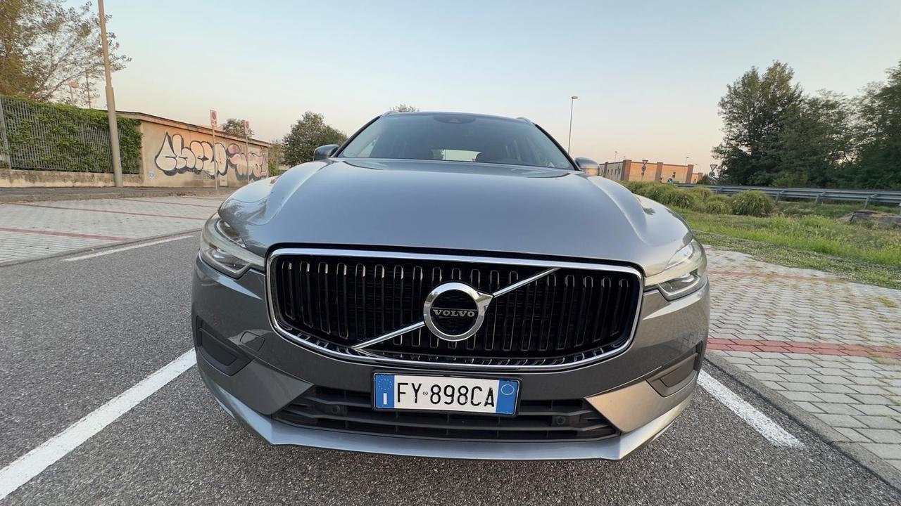 Volvo XC 60 XC60 D5 AWD Geartronic R-design