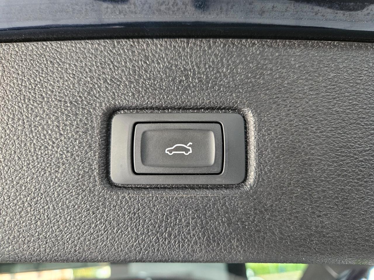 Audi Q7 45 3.0 TDI MHEV quattro tiptronic 7 POSTI
