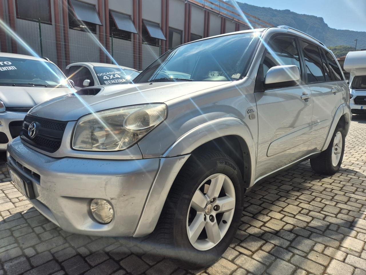 Toyota RAV 4 RAV4 2.0 Tdi D-4D cat 5 porte