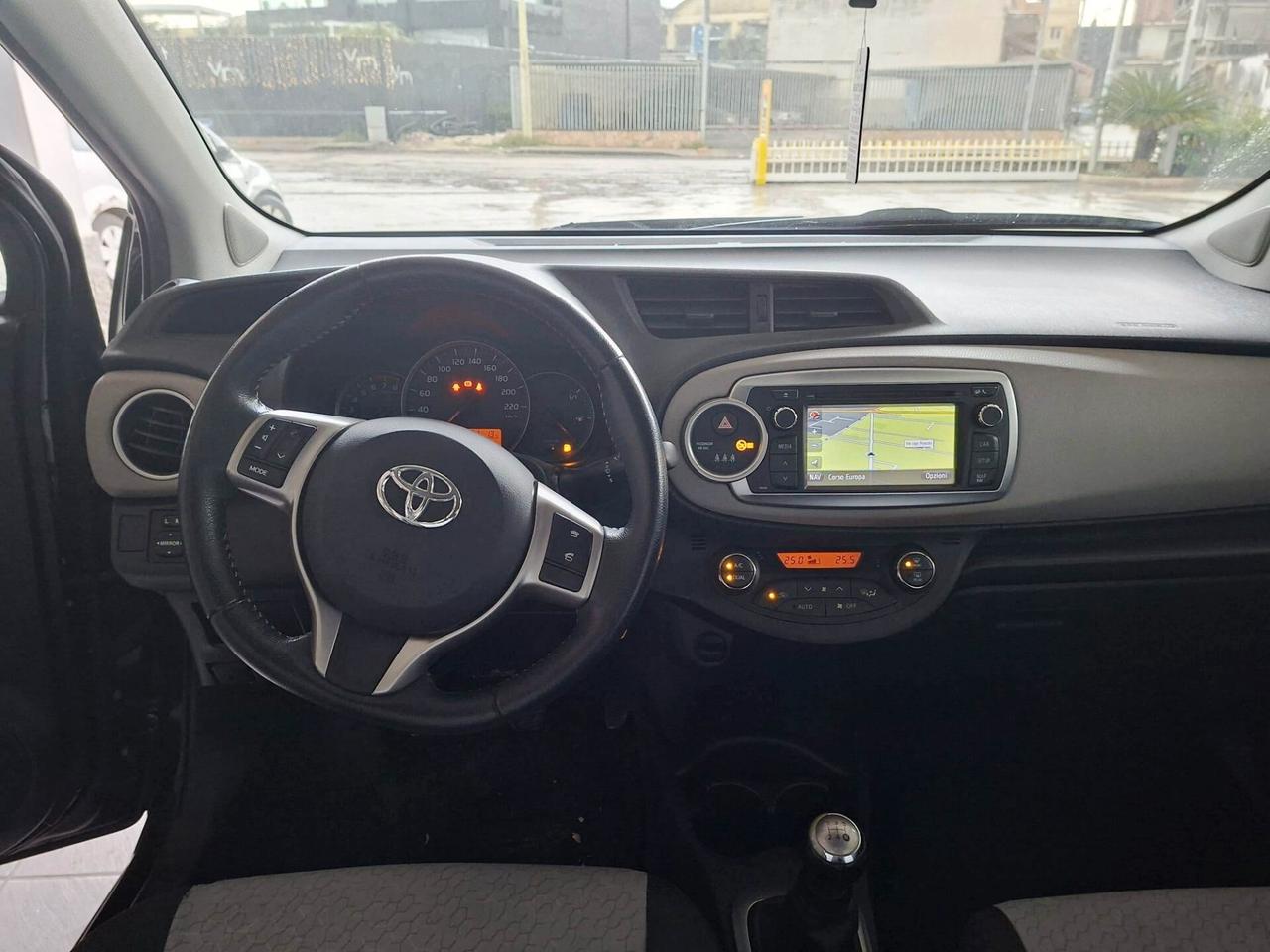 Toyota Yaris UNICO PROPRIETARIO