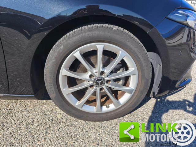 MERCEDES-BENZ A 160 Premium