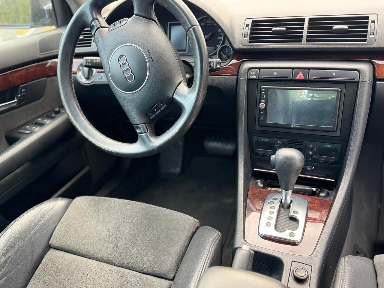 Audi A4 2.5 V6 TDI/180 CV cat quattro