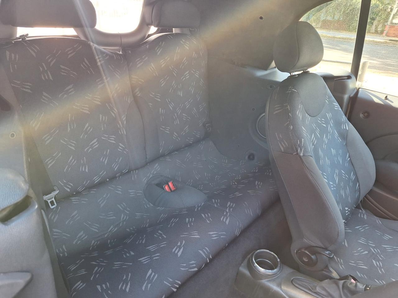 Mini 1.6 16V Cooper Cabrio