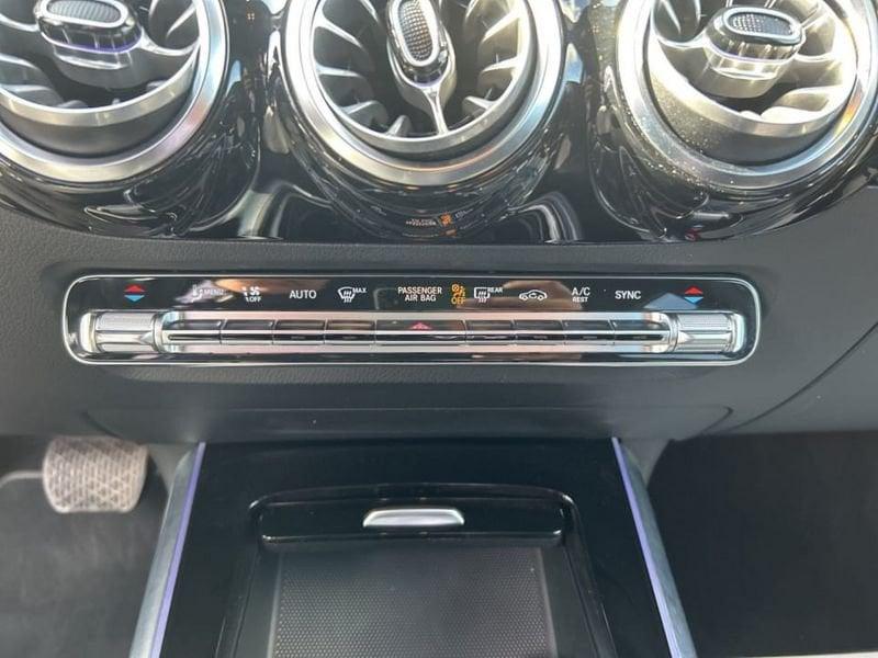 Mercedes-Benz GLA 200 D SPORT PLUS AUTO