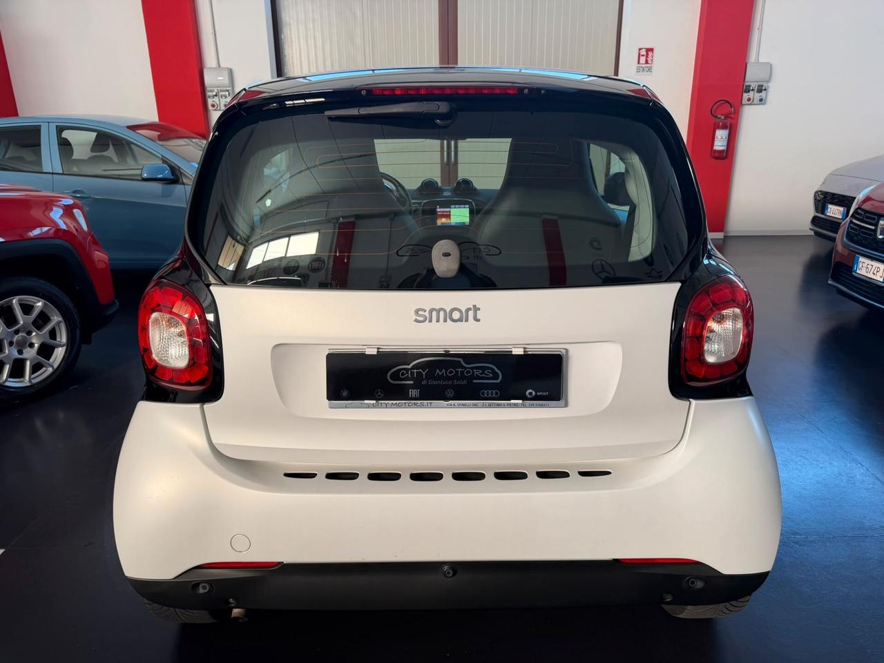 Smart ForTwo 70 1.0 Prime Navi Pelle