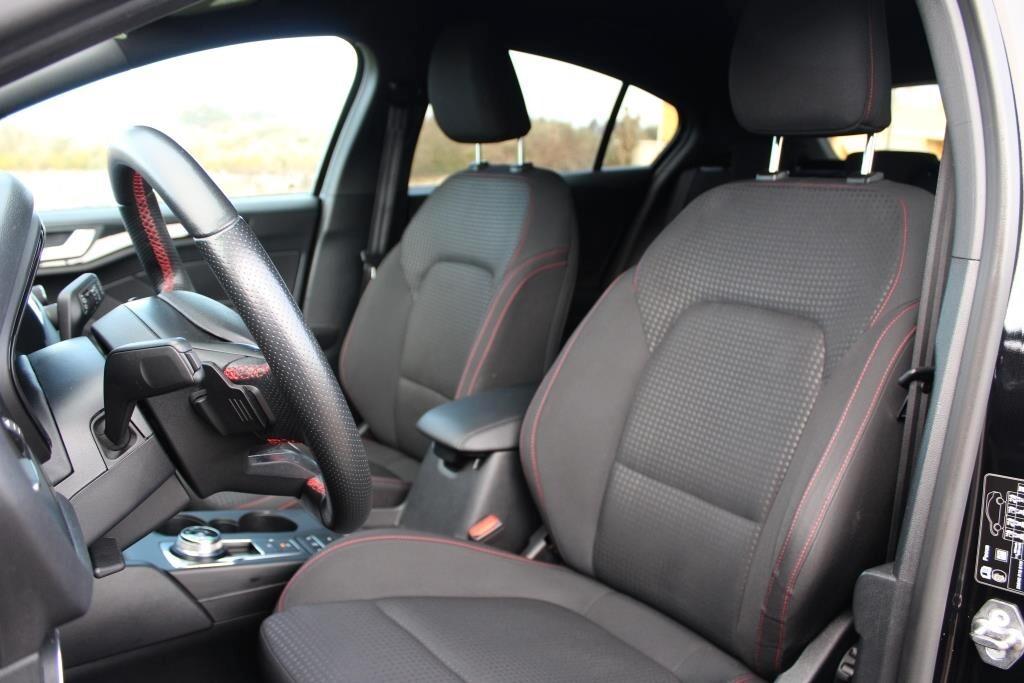 FORD Focus berlina 1.5 EcoBlue 120 CV ST-Line Aut. *LED