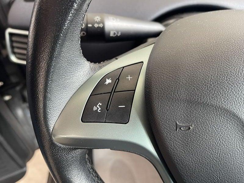 Lancia Ypsilon 1.0 firefly hybrid Gold s&s 70cv 5p.ti - AZIENDALE