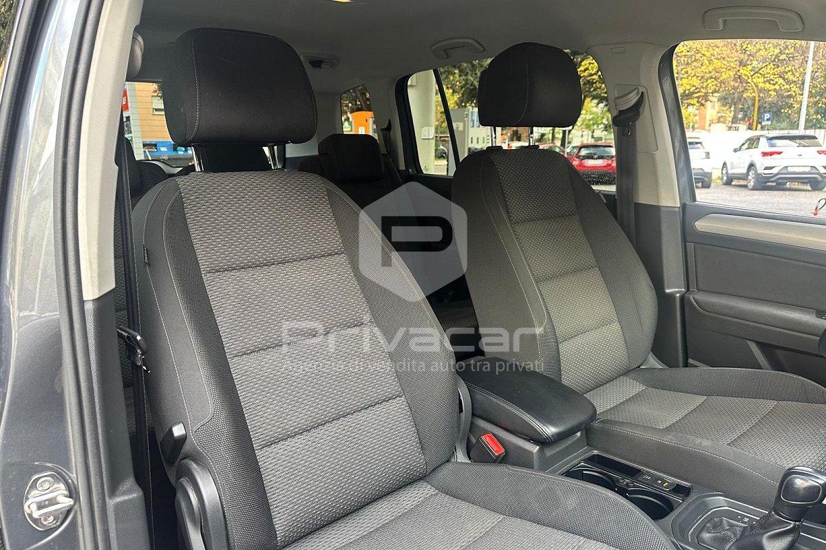 VOLKSWAGEN Touran 2.0 TDI 115 CV DSG Business BlueMotion Technology