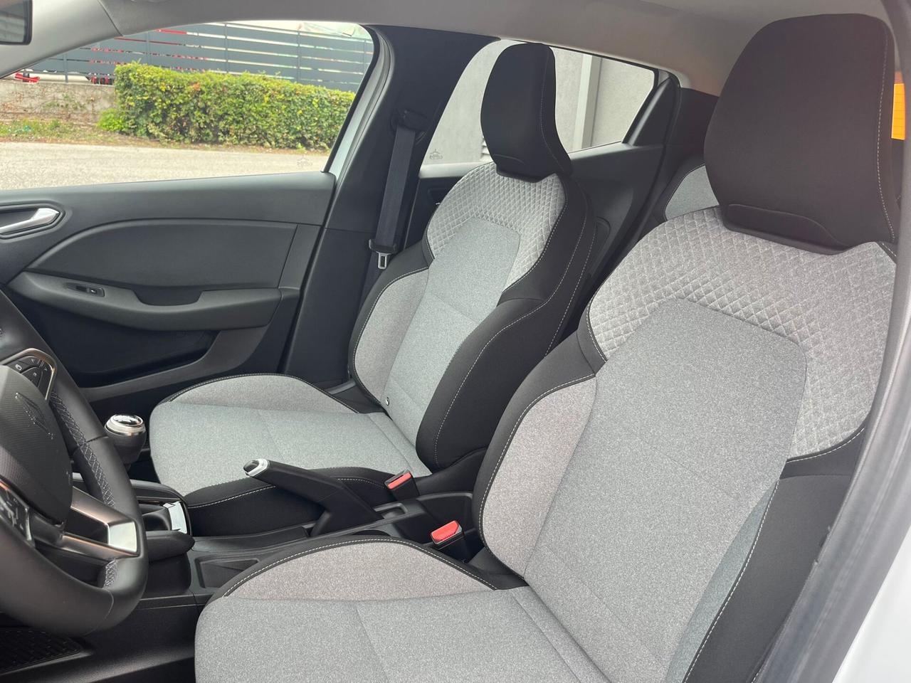 Renault Clio Blue dCi 100 CV Evolution Autocarro 4 posti
