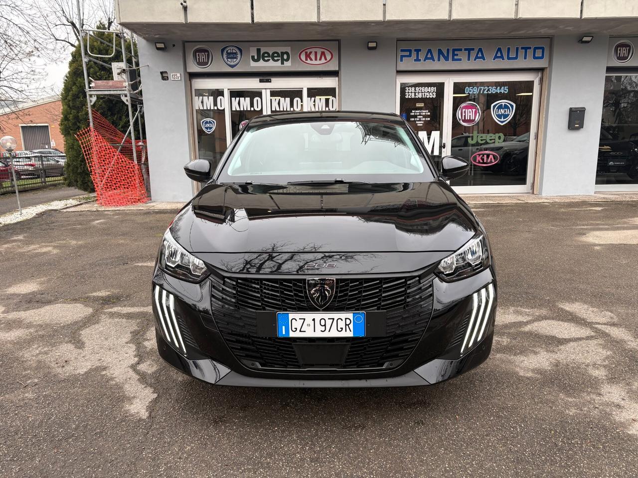 Peugeot 208 Allure 1.2 bz 100cv - 04/2025
