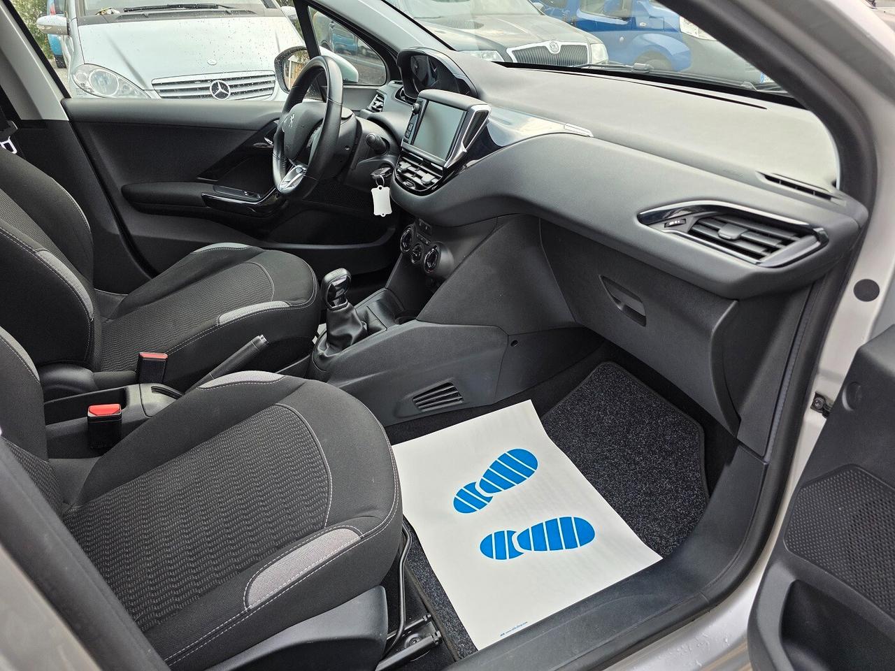 Peugeot 208 1.2 5 porte