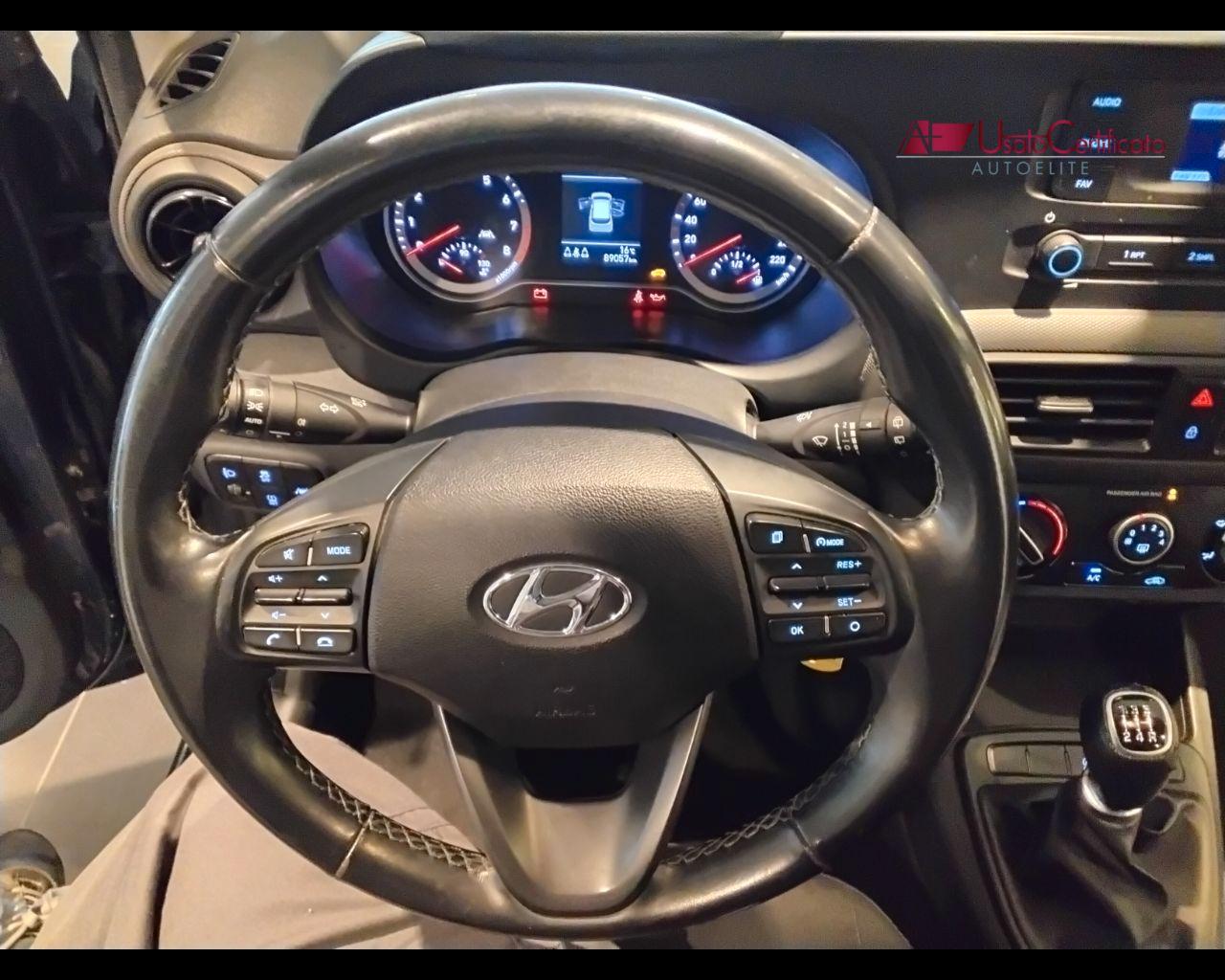 HYUNDAI i10 1.0 MPI Advanced