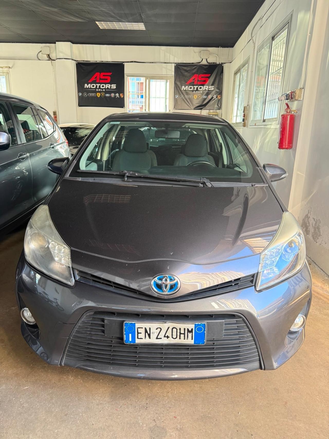 Toyota Yaris 1.5 Hybrid 5 porte Lounge