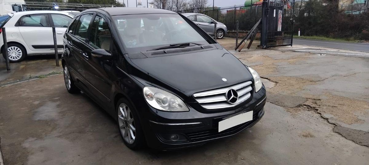 MERCEDES - Classe B - 200 CDI Chrome