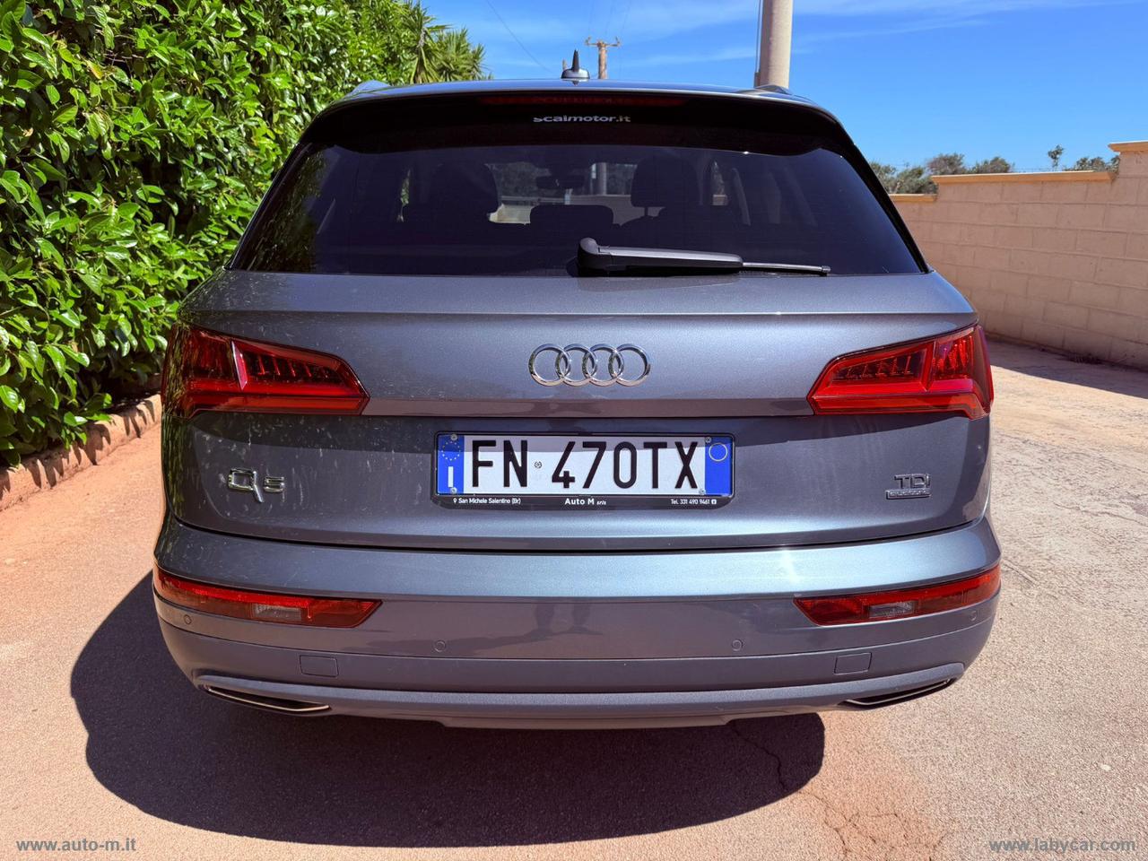 AUDI Q5 2.0 TDI quattro S tronic Business