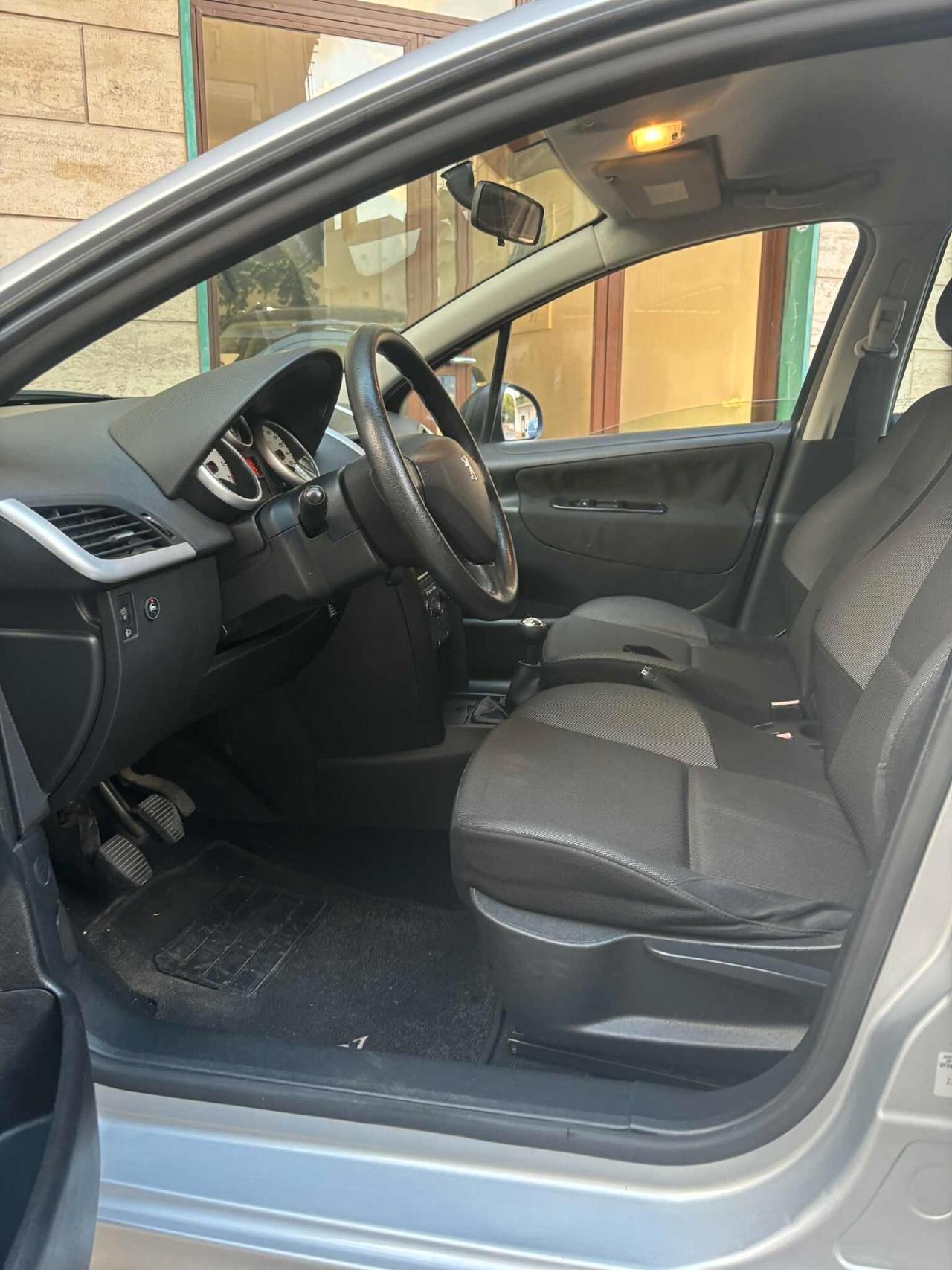 Peugeot 207 1.4 8V 75CV SW Energie Sport ECO GPL