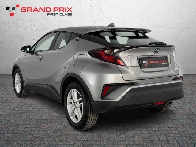 TOYOTA C-HR 1.8 Hybrid E-CVT Business