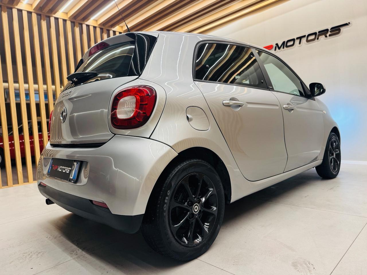 Smart ForFour 70 1.0 twinamic Passion SILVER AUTOMATICA