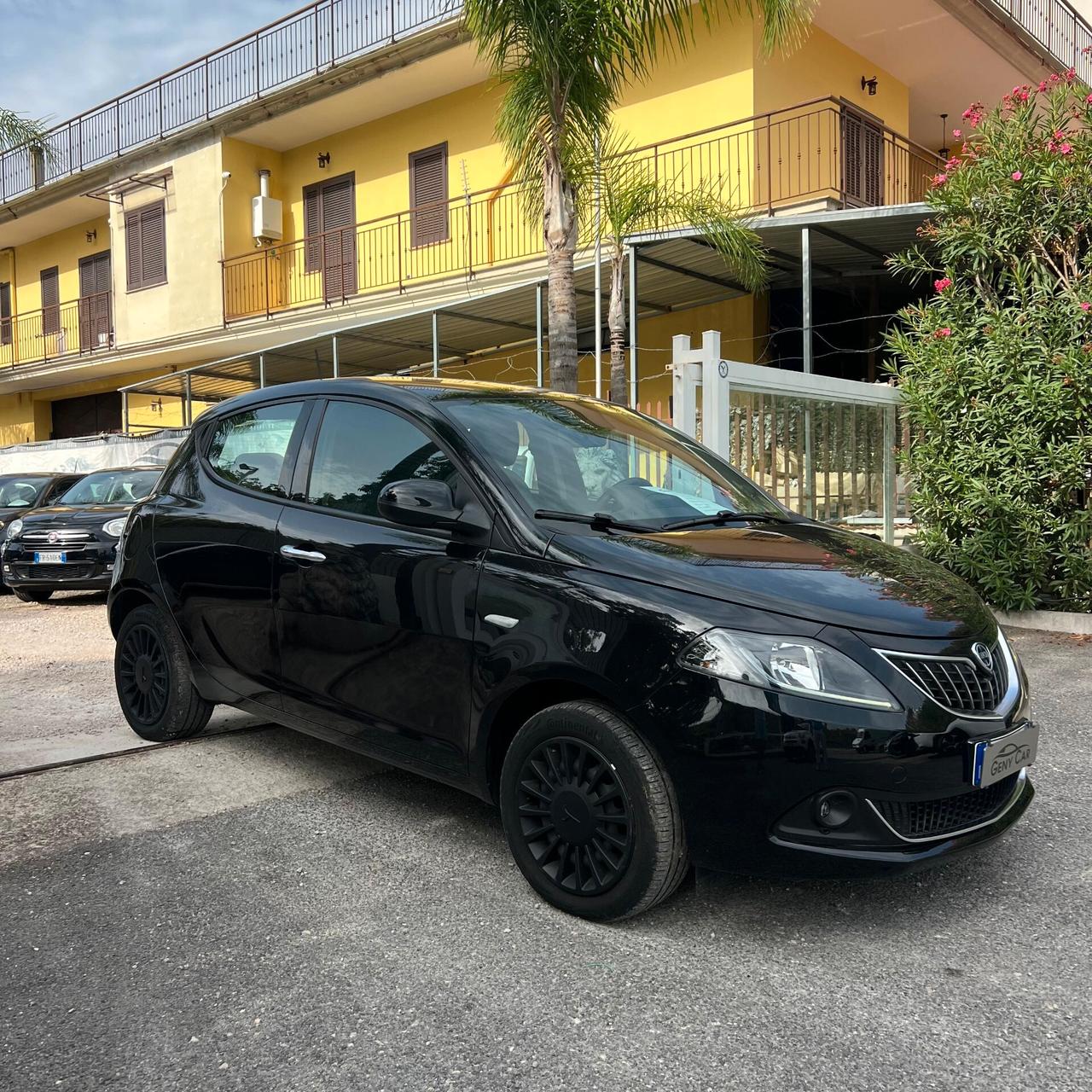 Lancia Ypsilon 1.2 69 CV 5 porte GPL Silver Plus