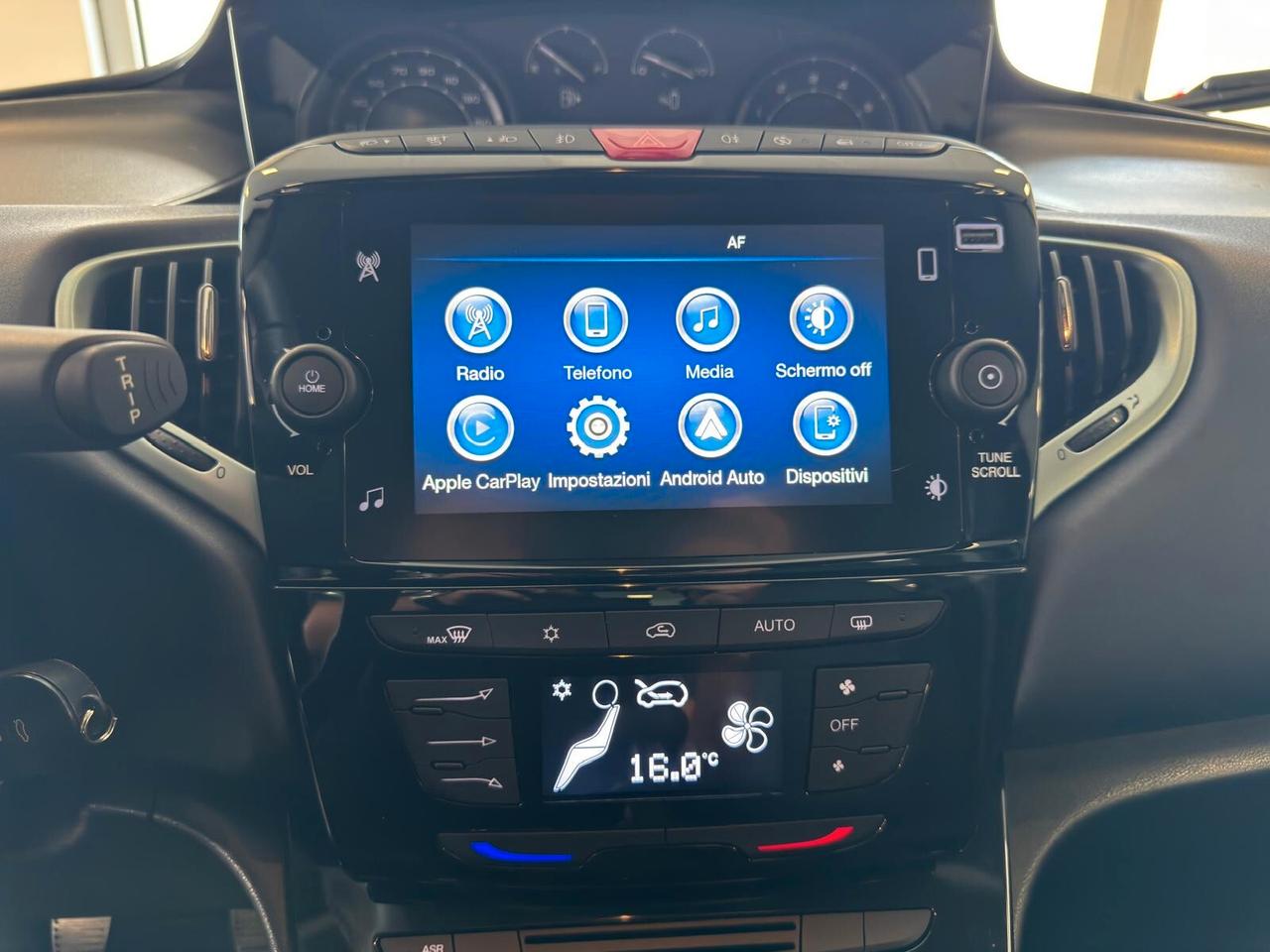 Lancia Ypsilon 1.0 69CV Hybrid Gold Plus 2023