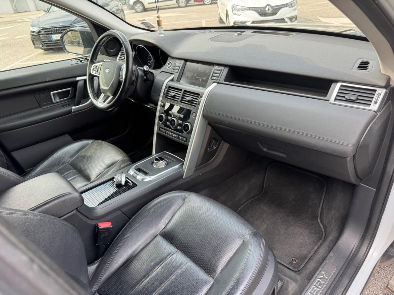Land Rover Discovery Sport 2.0 TD4 180 CV HSE
