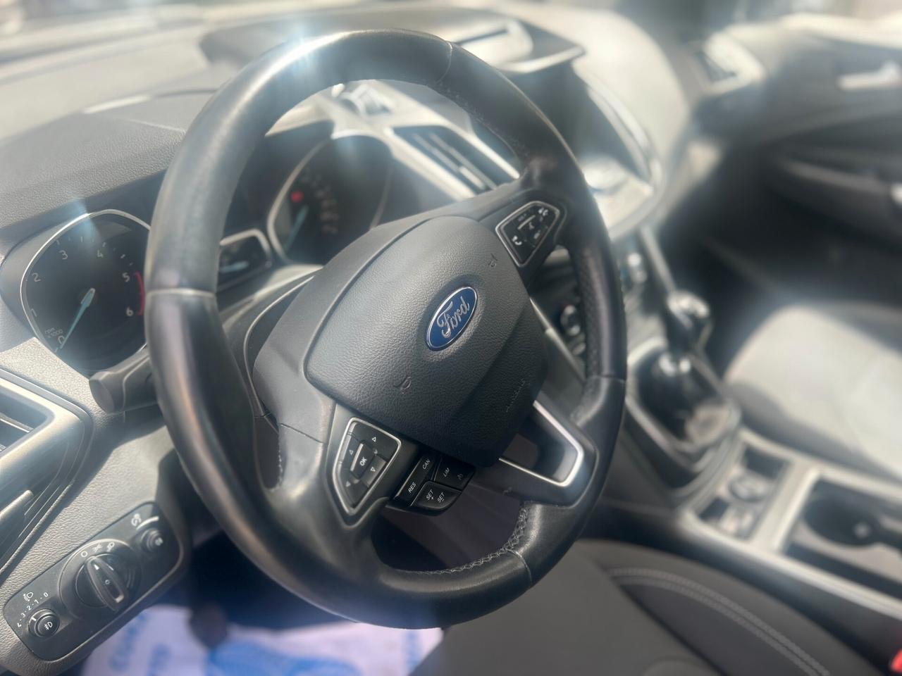 Kuga 1.5 TDCI 120 CV S&S 2WD ST-Line