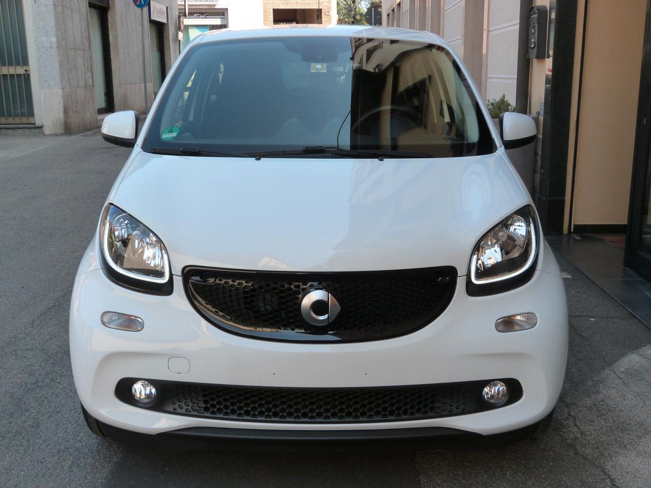 Smart ForFour 70 1.0 twinamic Passion Pack Sport