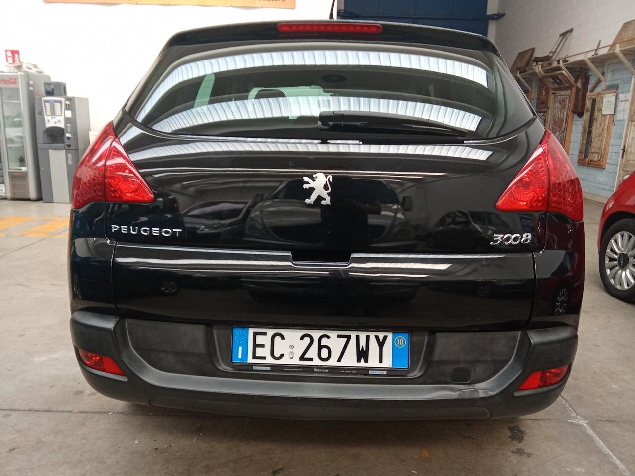 Peugeot 3008 2.0 HDi 150CV Business