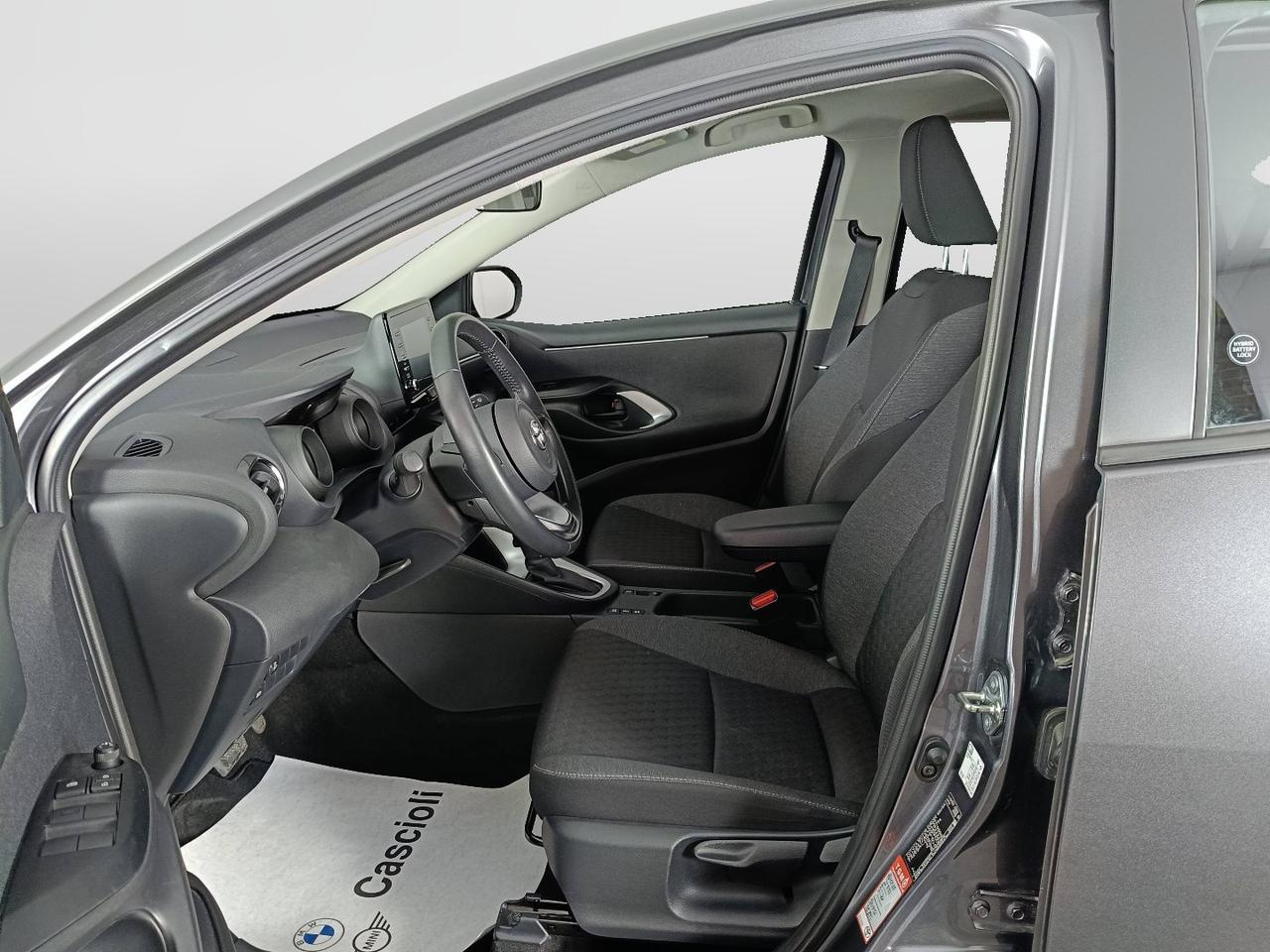 TOYOTA Yaris IV 2020 - Yaris 1.5h Trend