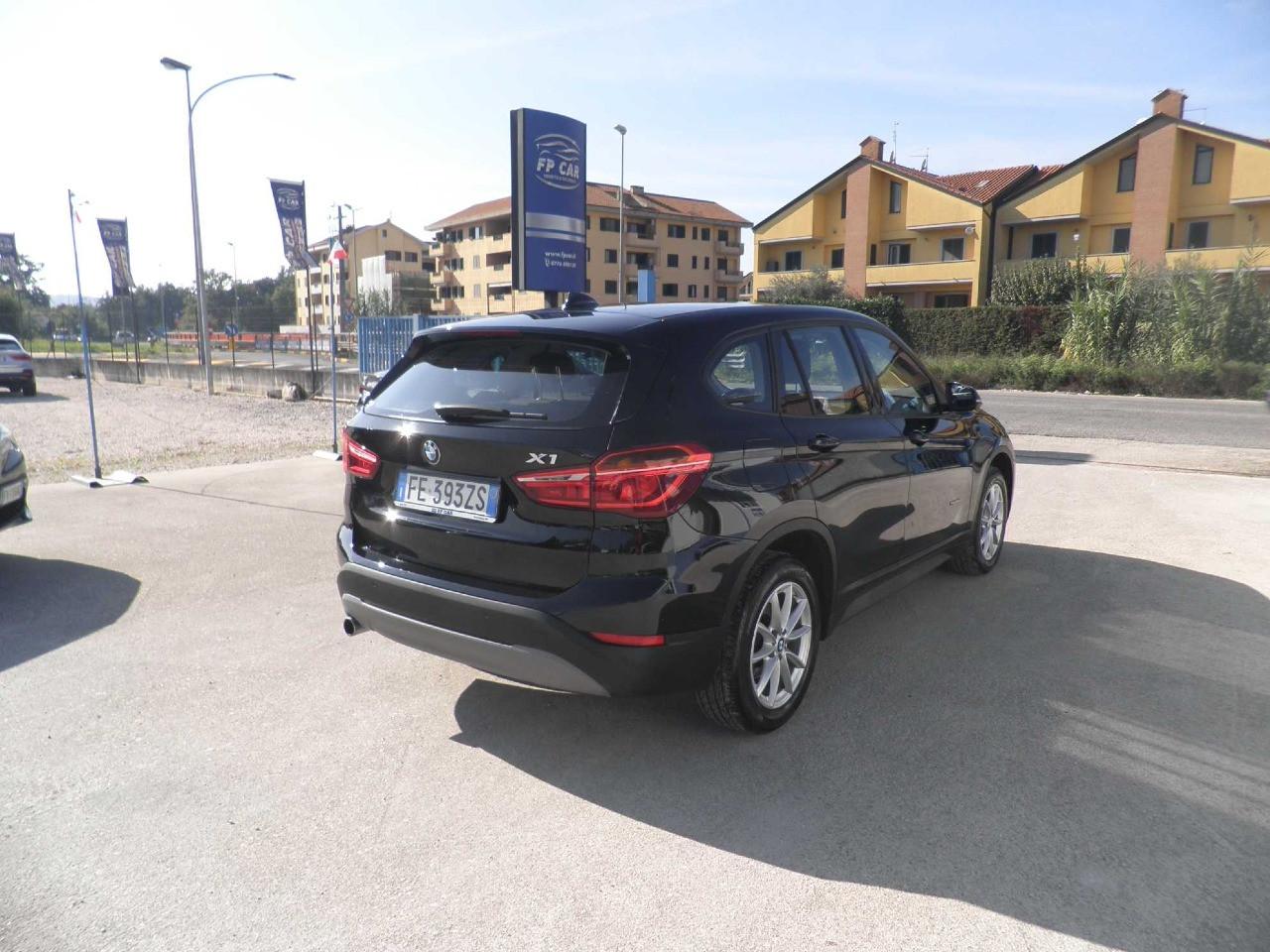 BMW X1 sdrive18d Advantage