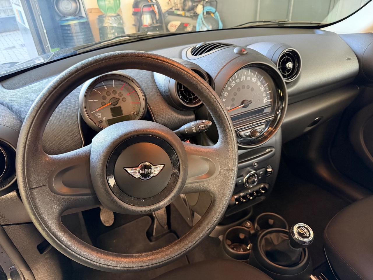 Mini One D Countryman 1.6d 90cv —SOLO 42.000KM—