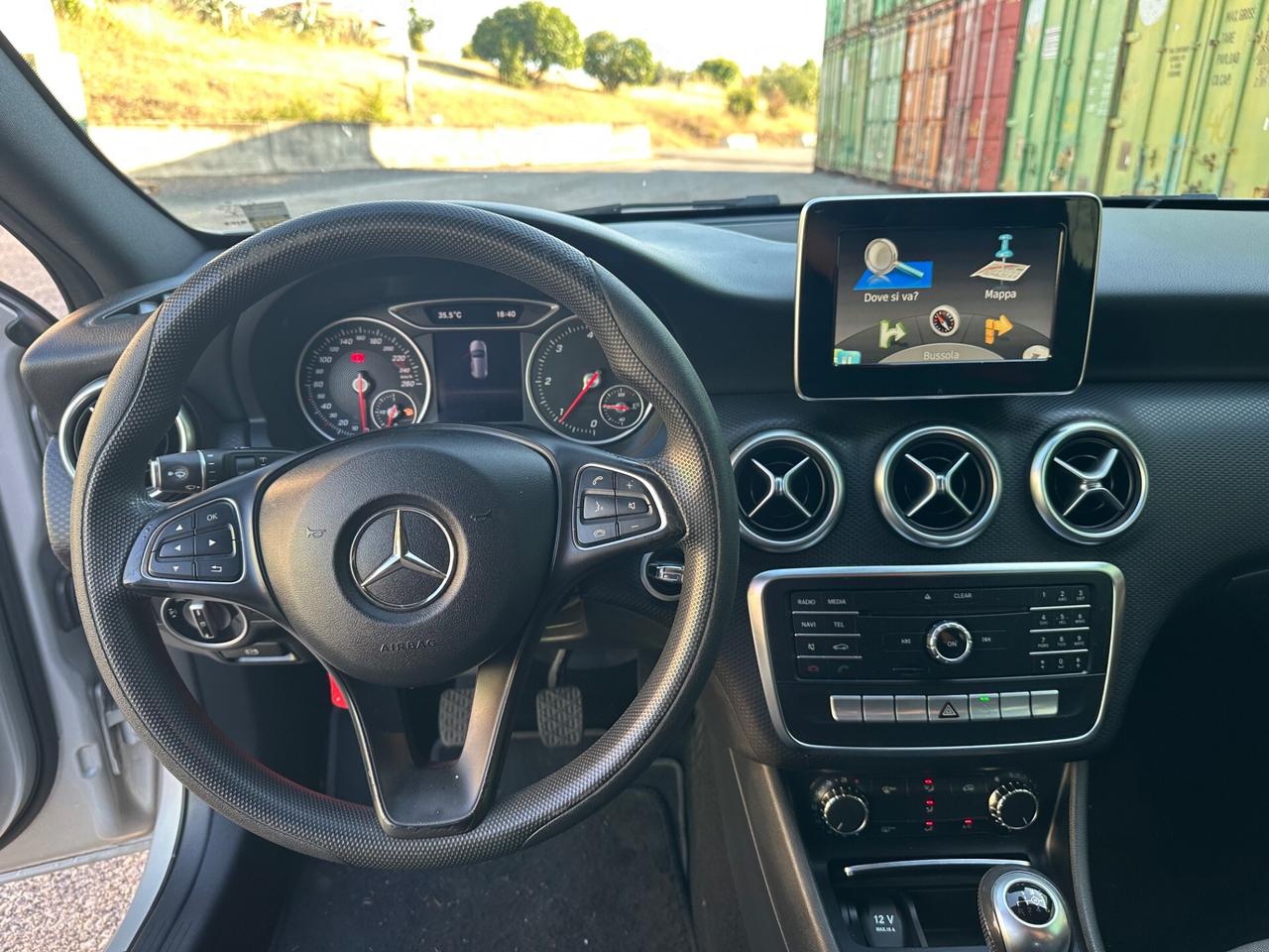 Mercedes-benz A 180 A 180 d Sport COMENUOVA