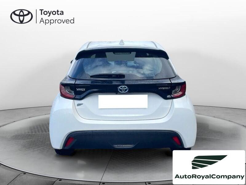 Toyota Yaris Hybrid Active MY22