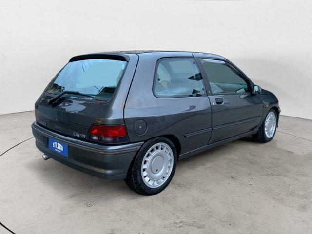 RENAULT Clio 1.8i 16V