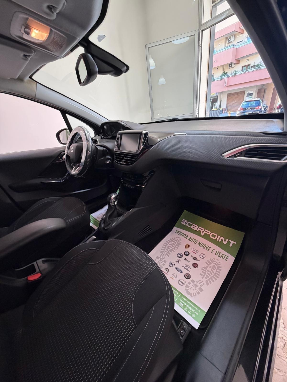 Peugeot 208 PureTech 82 5 porte Access