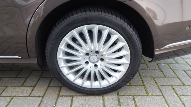 MERCEDES-BENZ E 220 CDI BlueTEC