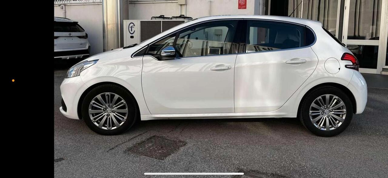 Peugeot 208 PureTech 82 Stop&Start 5 porte Allure