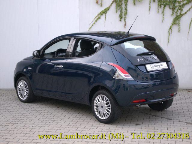 LANCIA Ypsilon 1.2 69 CV 5 porte Silver OK Neopatentati