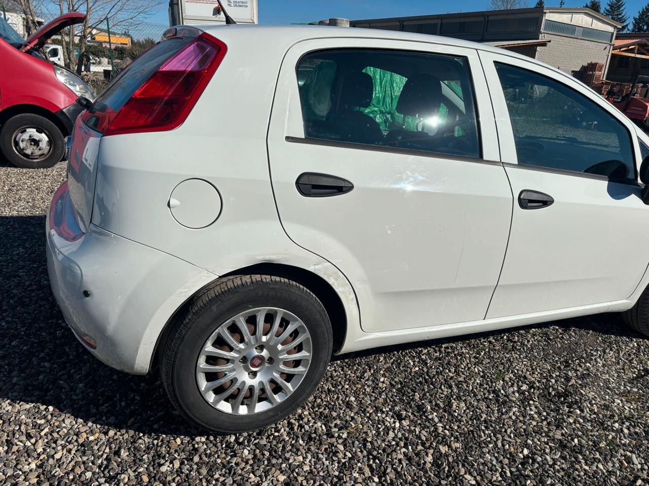 Fiat Punto 1.4 8V 5 porte Easypower Street