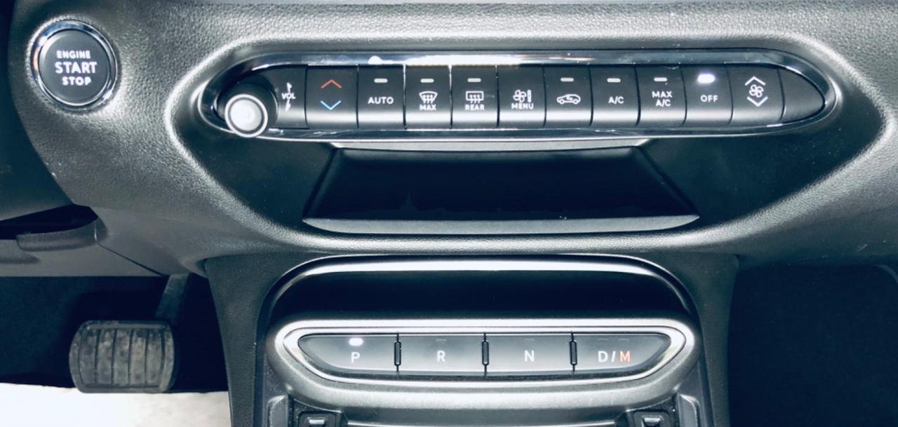 Fiat 600 Hybrid 100 CV DCT MHEV La Prima
