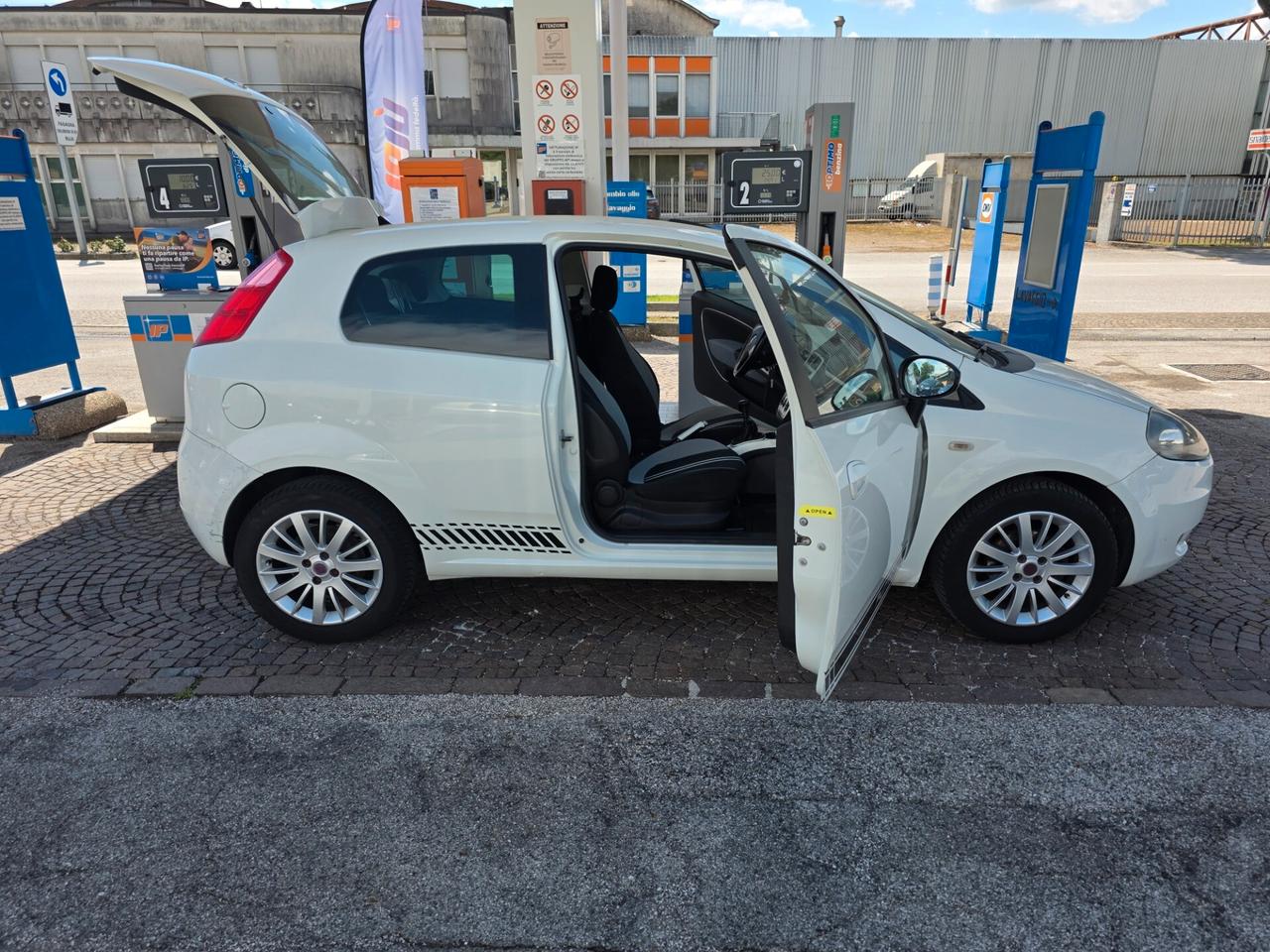 Fiat Grande Punto Grande Punto 1.4 3 porte 4posti