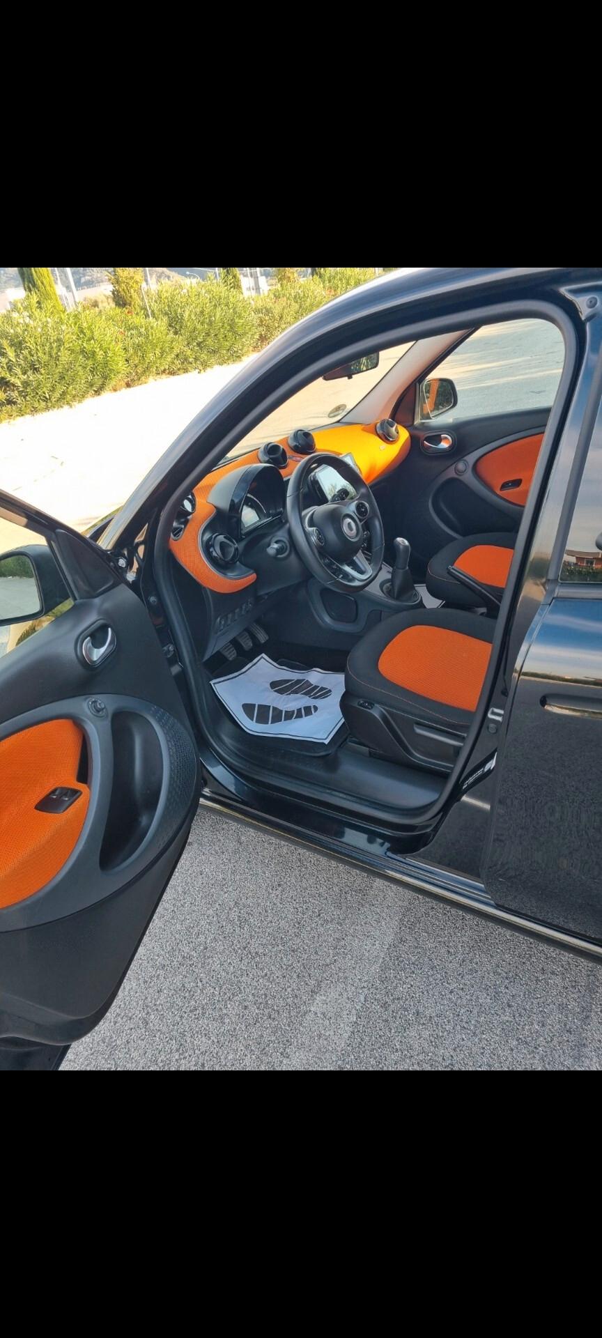 Smart ForFour 453 km 118 mila