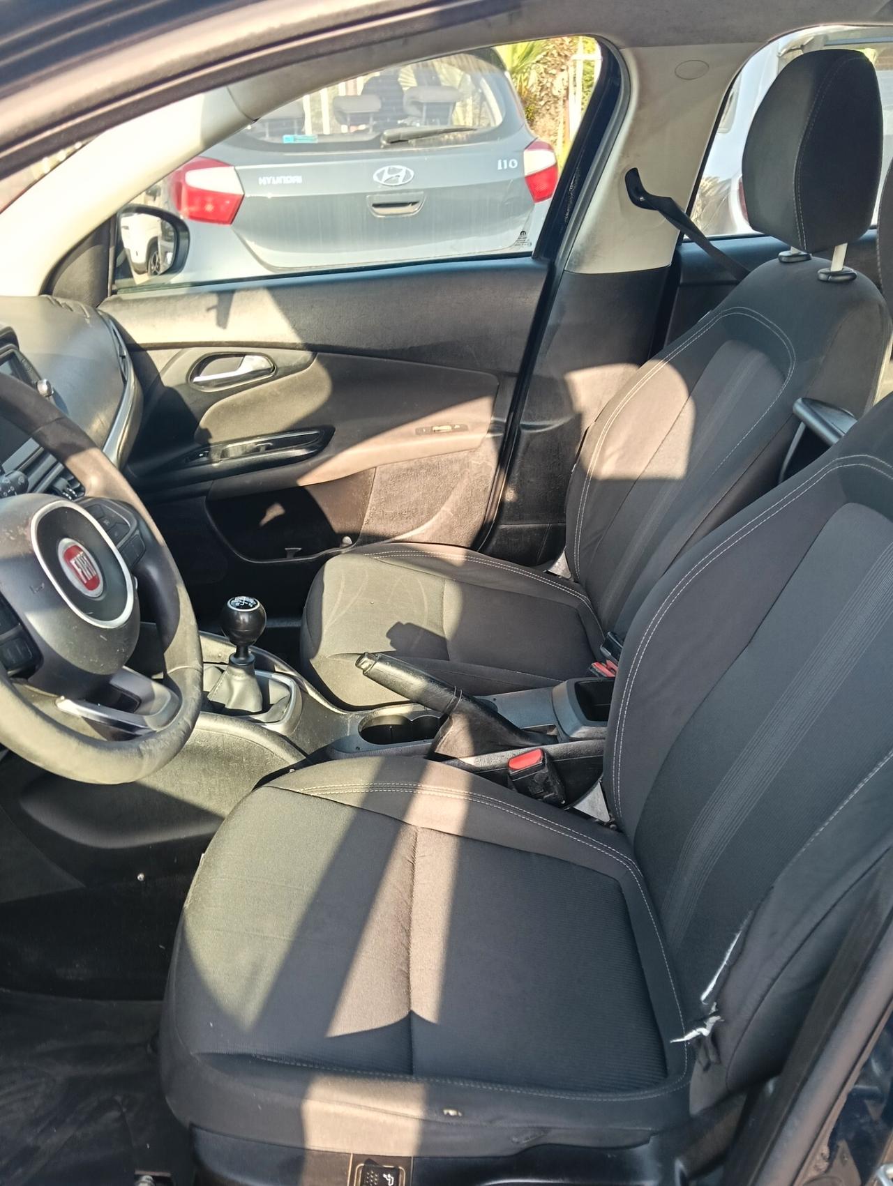 Fiat Tipo 1.6 Mjt S&S 5 porte S-Design