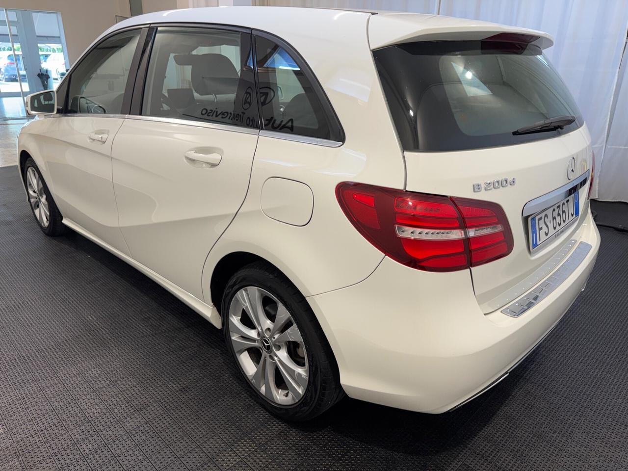 Mercedes-benz B 200 d Automatic Premium