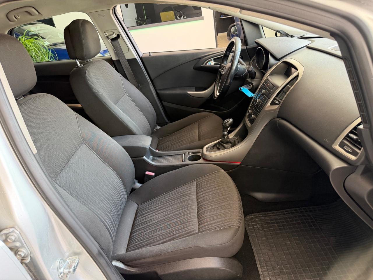 Opel Astra 1.7 CDTI 110CV 5 porte 2010